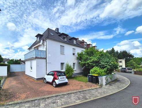 Straßenansicht - 7 Zimmer Mehrfamilienhaus, Wohnhaus zum Kaufen in Kassel
