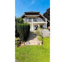 Einmalige Gelegenheit! Erdgeschosswohnung mit Garten, Terrasse, Garage und zusätzlichen Räumen - Neuwied