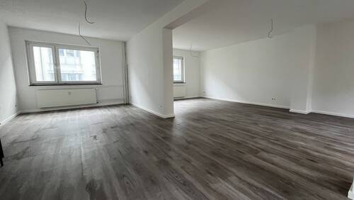 Büro - Modernes Büro mitten in der City mit Balkon