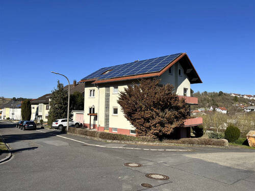 Bild2 - 8 Zimmer Mehrfamilienhaus, Wohnhaus zum Kaufen in Boxberg