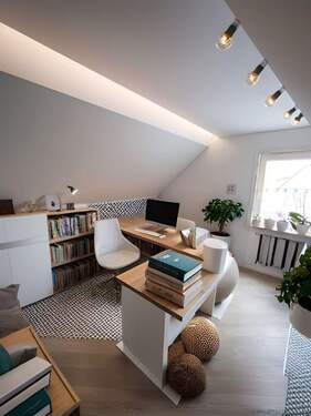 DG Arbeitzimmer visualisiert mit KI - 