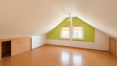 Zimmer 2 Dachgeschoss - 