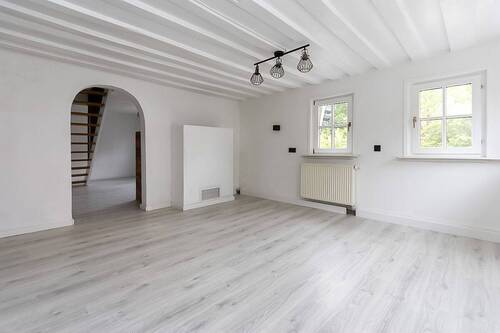 Detailbild - 8 Zimmer Einfamilienhaus zum Kaufen in Reutlingen-Gönningen