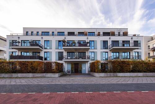1 - Architektonisch geprägtes Wohnkonzept mit feinem Interieur und Premium Ausstattung!