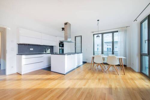4 - Etagenwohnung mit 107,00 m&sup2; in Berlin zum Kaufen