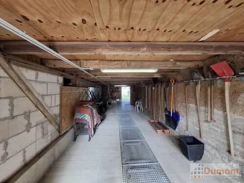 Scheunendurchfahrt vom Hof in den Garten - 