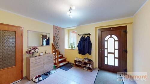 Eingangsbereich - 6 Zimmer Einfamilienhaus zum Kaufen in Freyburg