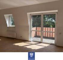 Himmlische Wohnung in traumhafter Höhenlage in Radebeul! Balkon!