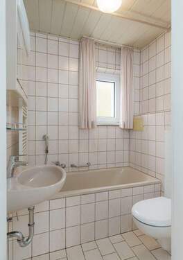Badezimmer 1. OG - 