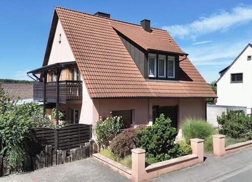 Außenansicht - 5 Zimmer Mehrfamilienhaus, Wohnhaus zum Kaufen in Kaiserslautern