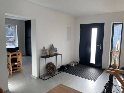 Bild 1 - Ihr Traumhaus mit Einliegerwohnung und vielen Extras - modernes Wohnen in Großrosseln