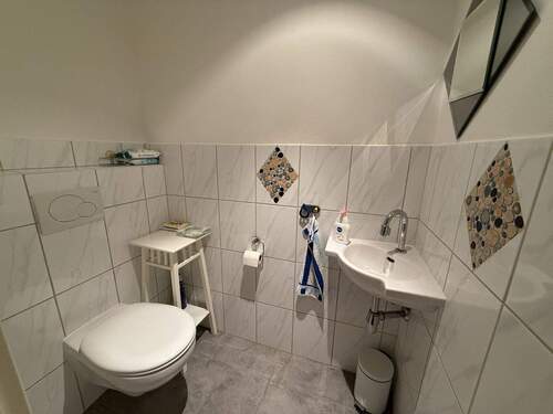 WC UG - 