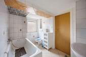 Badezimmer DG - Einfamilienhaus mit 81,20 m&sup2; in Löchgau zum Kaufen