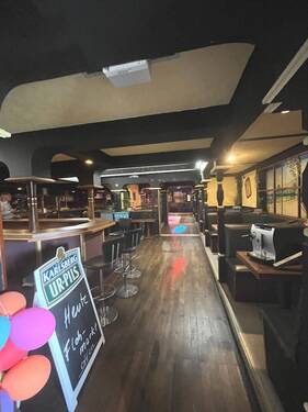 Diskothek mit Theke - 