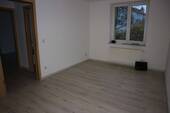Wohnzimmer - 2 Zimmer Etagenwohnung zur Miete in Chemnitz