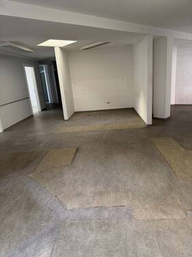 IMG_0571.jpeg - 9 Zimmer Büro in Weiden in der Oberpfalz