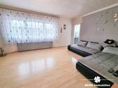 Beispiel Wohnung - BERK Immobilien - gut geschnittene 3-Zi-ETW im 2.OG mit Balkon