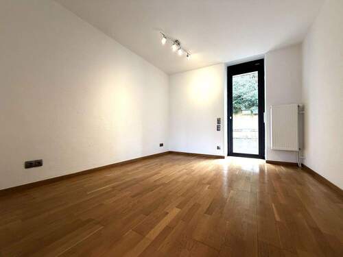 1.OG, Zimmer - Einfamilienhaus mit 277,00 m&sup2; in Kordel zum Kaufen