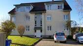 Bild 2 - 3 ZKB Erdgeschoßwohnung mit Terrasse und Gäste WC