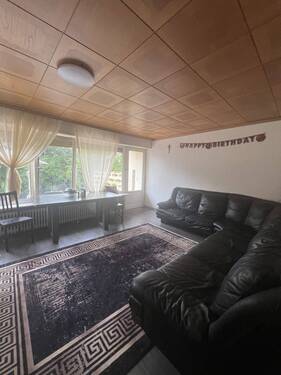 Bild 2 - 8 Zimmer Reihenmittelhaus zum Kaufen in Saarbrücken