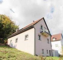 Einfamilienhaus mit Balkon in ruhiger Randlage von Dürrmenz - Mühlacker