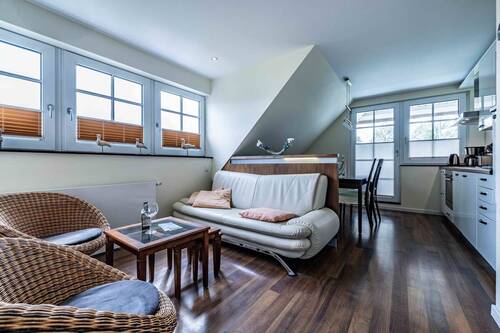 Wohnung DG - Mehrfamilienhaus, Wohnhaus mit 166,90 m² in Sellin zum Kaufen