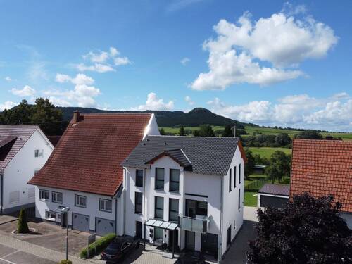Ansicht - 7 Zimmer Mehrfamilienhaus, Wohnhaus in Deilingen