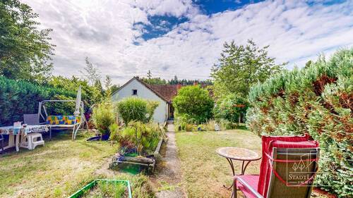 Gartenblick auf Hausanbau - 8 Zimmer Mehrfamilienhaus, Wohnhaus in Ludwigswinkel