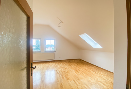 Wohnzimmer.png - 3 Zimmer Etagenwohnung zur Miete in Pleinfeld