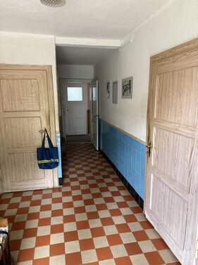 Hauseingang - Einfamilienhaus mit 120,00 m&sup2; in Stollberg zum Kaufen