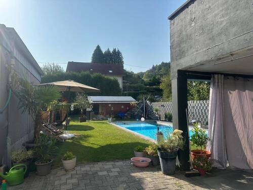 Bild 2 - 9 Zimmer Einfamilienhaus zum Kaufen in Großrosseln