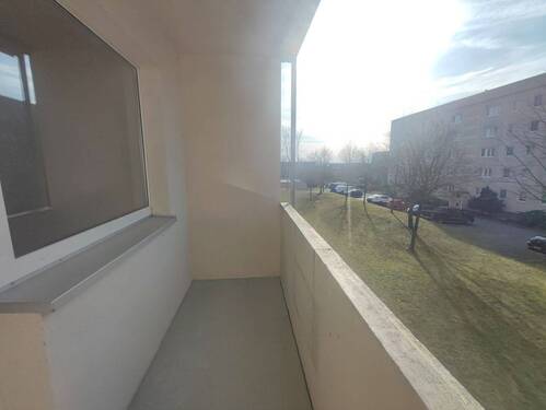 Balkon Aussicht - 3 Zimmer Etagenwohnung zur Miete in Sangerhausen