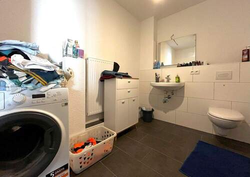 Badezimmer - Etagenwohnung mit 49,80 m² in Bremerhaven zur Miete