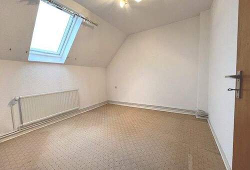 Wohn-/Schlafraum DG - 