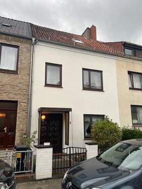 Ansicht vorne - Reihenmittelhaus in bester Lage von Bremen-WalleOsterfeuerberg