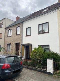 Ansicht vorne - 5 Zimmer Reihenmittelhaus zum Kaufen in Bremen