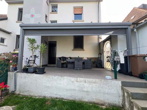 überdachte Aussenterrasse - 