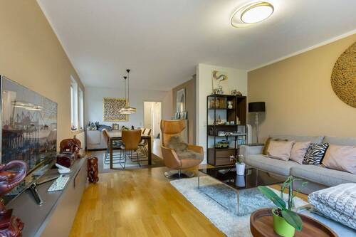 Wohnzimmer - Reihenendhaus mit 143,00 m² in Hamburg zum Kaufen