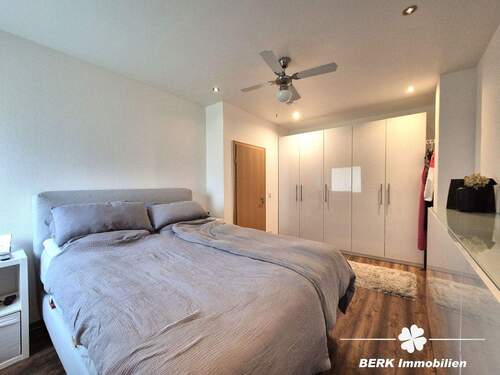 Schlafzimmer - Etagenwohnung mit 93,30 m&sup2; in Alzenau in Unterfranken / Hörstein zum Kaufen