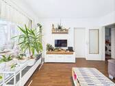 Wohnzimmer - Etagenwohnung mit 60,00 m² in Laatzen zum Kaufen