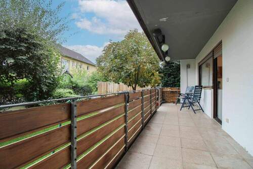 Balkon EG - 1 Zimmer Mehrfamilienhaus, Wohnhaus in Lonnerstadt