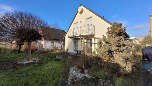 Blick vom Garten - 5 Zimmer Einfamilienhaus in Borna