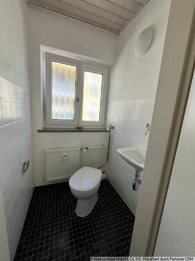 WC - Etagenwohnung mit 90,90 m&sup2; in Dorfen zur Miete