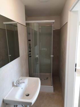 Duschbad mit Toilette im DG - 