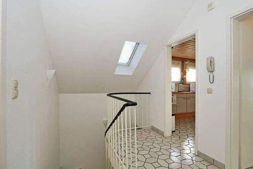 Eine Treppe höher befindet sich die Hauptwohnung - 