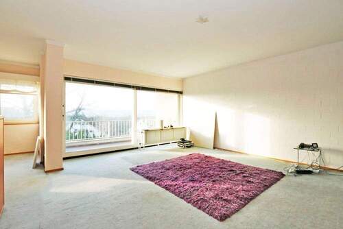 Großer Wohn-Essbereich mit Rheintalblick - 