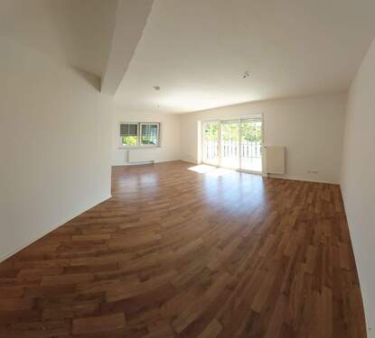 Wohnzimmer - 3 Zimmer Etagenwohnung zum Kaufen in Paderborn