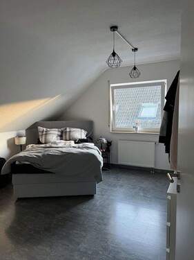 Schlafzimmer 1 - DG - 