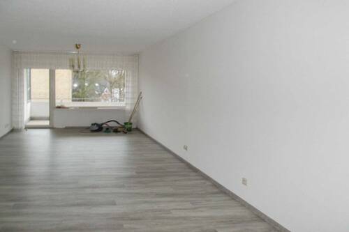 Wohnzimmer - 3 Zimmer Etagenwohnung zum Kaufen in Osnabrück