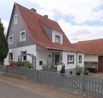 Geräumiges Einfamilienhaus mit Nebengebäude in ruhiger Ortsrandlage- ein Paradies für Mensch und Natur - Meißner Weidenhausen